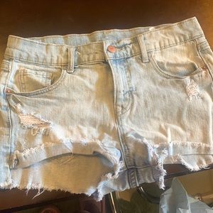 light wash cuffed denim shorts